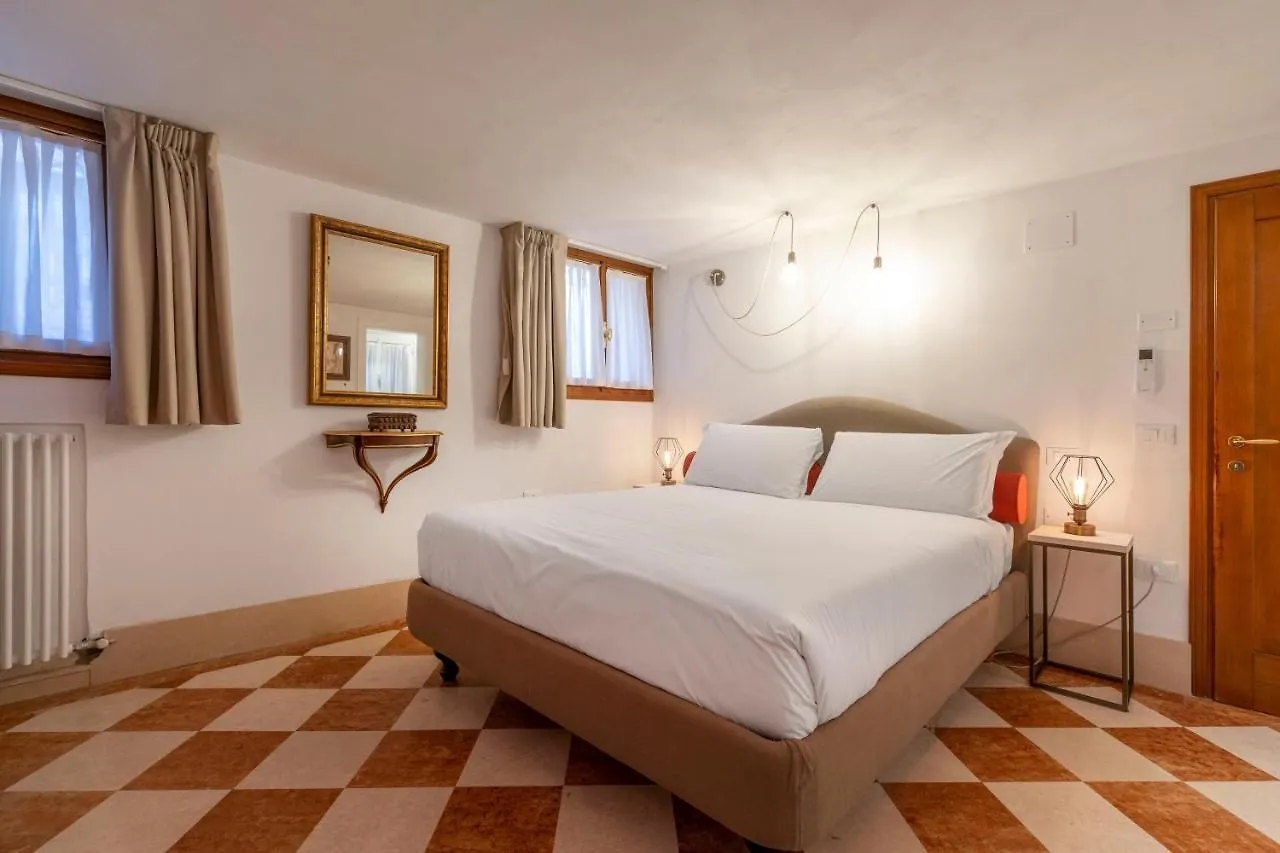 San Silvestro House Apartment Venice