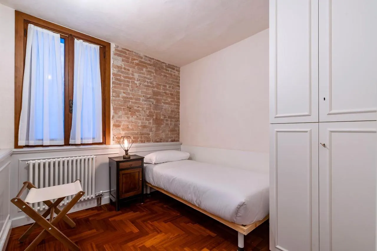 San Silvestro House Apartment Venice