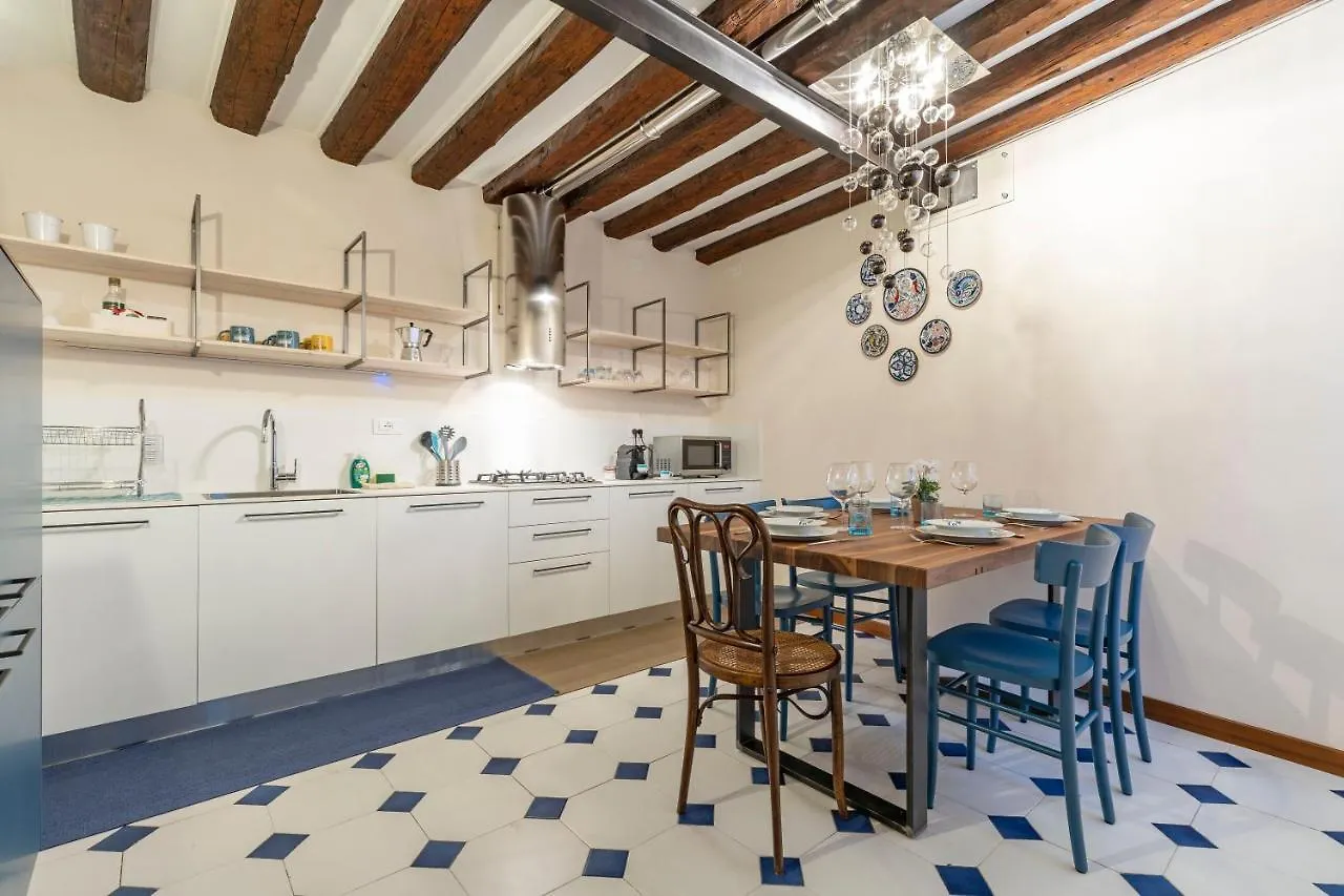San Silvestro House Apartment Venice