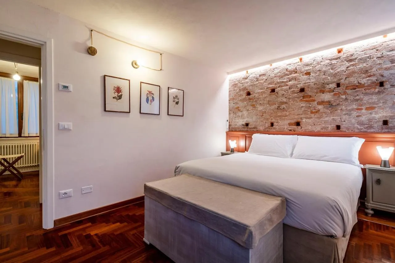 San Silvestro House Apartment Venice 0*,