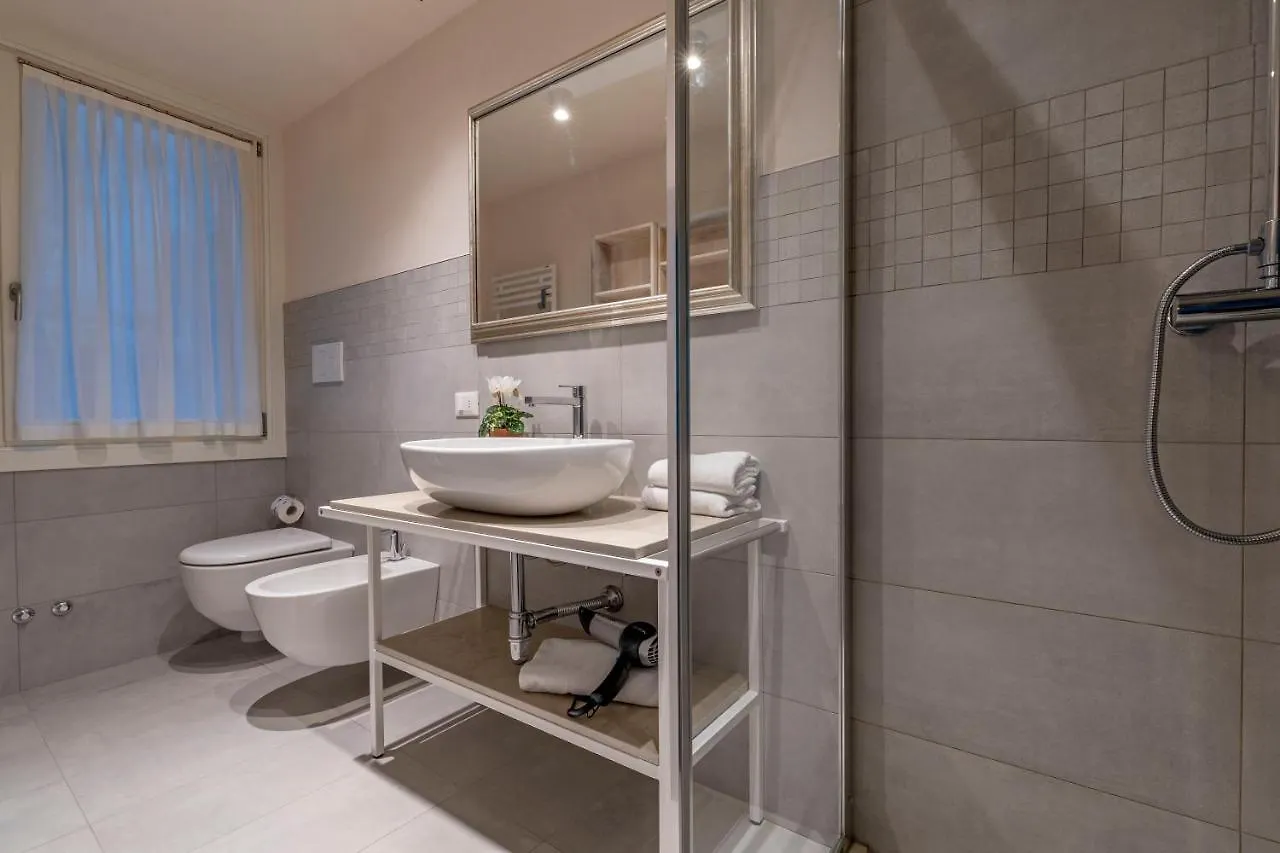 San Silvestro House Apartment Venice Italy