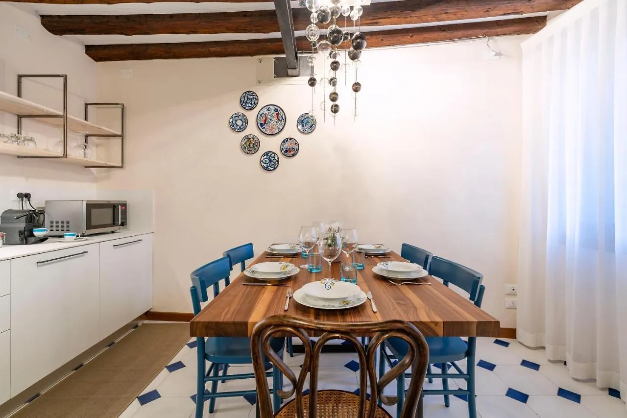 San Silvestro House Apartment Venice