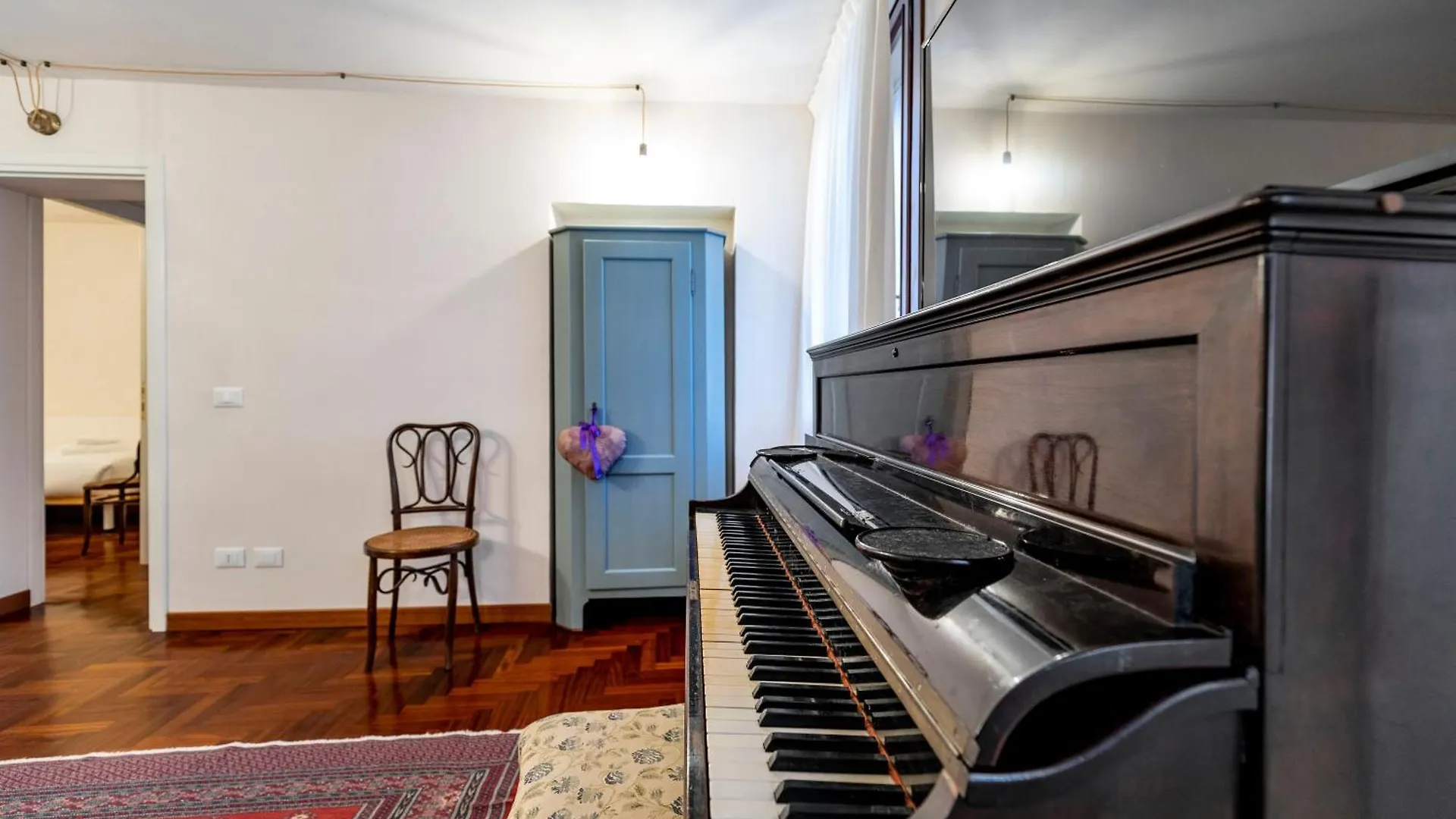San Silvestro House Apartment Venice Italy