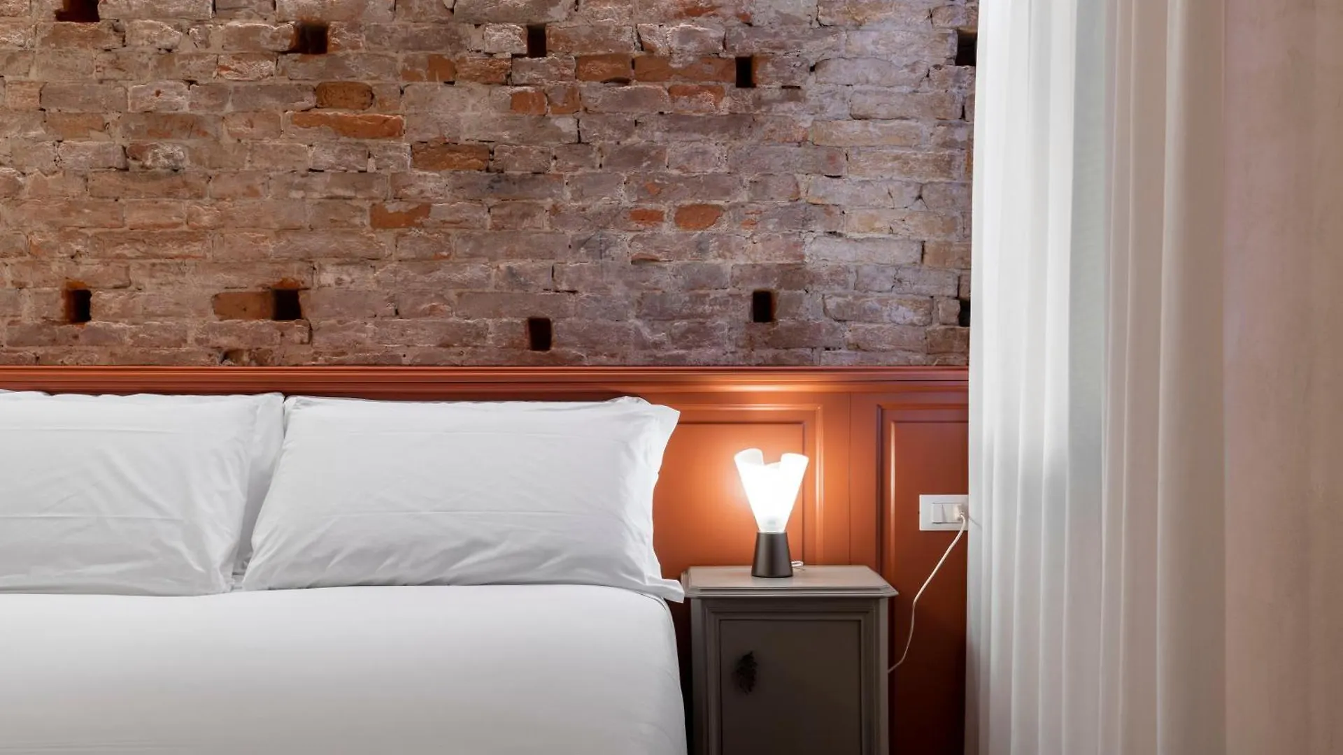 San Silvestro House Apartment Venice Italy